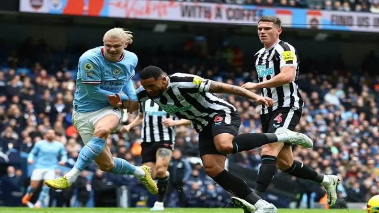 صدام الكبار.. موعد مباراة مانشستر سيتي ونيوكاسل في الدوري الإنجليزي الممتاز